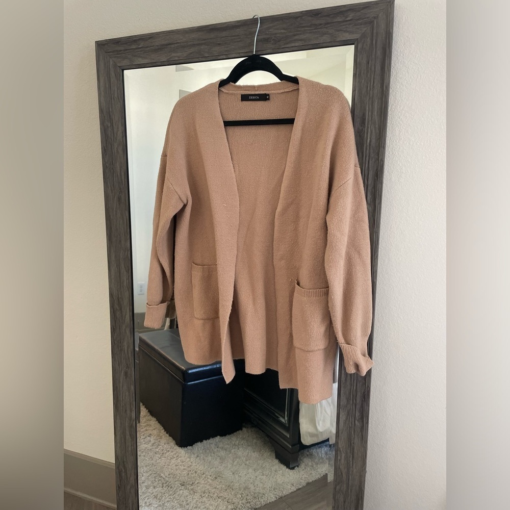 Zesica warm cream cardigan with pockets - Picture 1 of 3